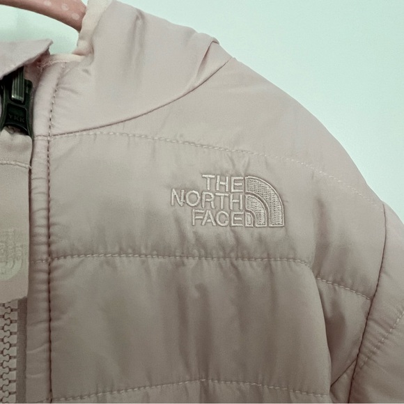 The North Face Little Girl, hooded, reversible jacket, 4T - Picture 3 of 5